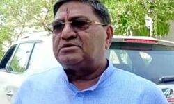 सीएम के करीबी मंत्री के ठिकानों पर आयकर की रेड- रिश्तेदार भी चपेट में सीएम के करीबी मंत्री के ठिकानों पर आयकर की रेड- रिश्तेदार भी चपेट में