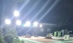 मचा बवाल तो रोशनी से जगमगाती आतंकी की कब्र पर अंधेरा घुप्प