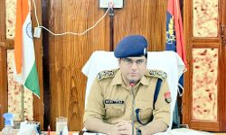 कप्तान आकाश ने ली मीटिंग - अपराधियों के खिलाफ सख्ती बरतने के दिए आदेश