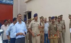 जहरीली शराब कांड सपा विधायक की गुपचुप जेल शिफ्टिंग जहरीली शराब कांड सपा विधायक की गुपचुप जेल शिफ्टिंग