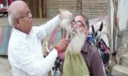 मन्नत हुई पूरी तो 21 साल बाद तपाक से कटवा डाली पाली गई दाढ़ी मन्नत हुई पूरी तो 21 साल बाद तपाक से कटवा डाली पाली गई दाढ़ी