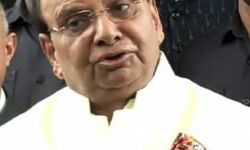 लेफ्टिनेंट गवर्नर ने छोड़ा ब्रह्मास्त्र-बस खरीद की जांच को दीCBI मंजूरी लेफ्टिनेंट गवर्नर ने छोड़ा ब्रह्मास्त्र-बस खरीद की जांच को दीCBI मंजूरी