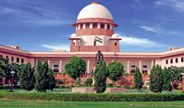 CAA पर जवाब दाखिल करे केंद्र सरकार: सुप्रीम कोर्ट CAA पर जवाब दाखिल करे केंद्र सरकार: सुप्रीम कोर्ट