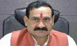 शंकराचार्य ने समाज, धर्म और अध्यात्म को दी नयी दिशा: नरोत्तम शंकराचार्य ने समाज, धर्म और अध्यात्म को दी नयी दिशा: नरोत्तम