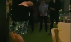 विश्व कप के हीरो इस क्रिकेटर ने लगाए ठुमके- बोला अम्मा देख अम्मा देख