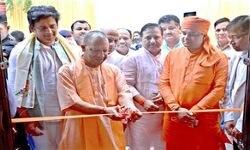 3 माह में 4600 स्वास्थ्य केंद्रों पर होगी हेल्थ एटीएम की सुविधा: योगी 3 माह में 4600 स्वास्थ्य केंद्रों पर होगी हेल्थ एटीएम की सुविधा: योगी