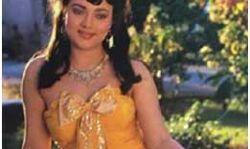 बॉलीवुड की हकीकत से रूबरू कराया मंदाकिनी ने बॉलीवुड की हकीकत से रूबरू कराया मंदाकिनी ने