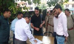 बिजली घरों पर गंदगी देख ऐसे लाल पीले हुए ऊर्जा मंत्री- अफसरों की क्लास बिजली घरों पर गंदगी देख ऐसे लाल पीले हुए ऊर्जा मंत्री- अफसरों की क्लास