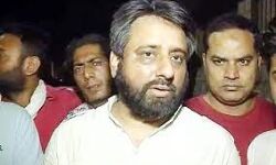 अब विधायक अमानतुल्लाह खान भ्रष्टाचार के मामले में गिरफ्तार अब विधायक अमानतुल्लाह खान भ्रष्टाचार के मामले में गिरफ्तार