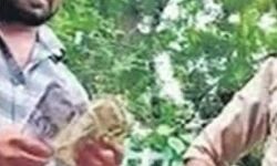 रिश्वत लेकर तस्कर छोड़ना पड़ा भारी-पूरी चौकी कर दी सस्पेंड रिश्वत लेकर तस्कर छोड़ना पड़ा भारी-पूरी चौकी कर दी सस्पेंड