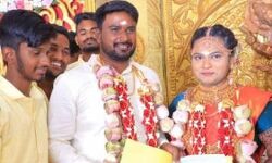 मंडप पर हुआ करार- कागजात पर दुल्हन ने साइन कर दूल्हे को दी यह अनुमति मंडप पर हुआ करार- कागजात पर दुल्हन ने साइन कर दूल्हे को दी यह अनुमति