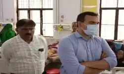 जिला अस्पताल के निरीक्षण में गैरहाजिर मिले डाक्टरों के खिलाफ कार्रवाई जिला अस्पताल के निरीक्षण में गैरहाजिर मिले डाक्टरों के खिलाफ कार्रवाई