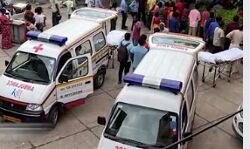 भरभराकर गिरी 25 साल पहले बनी दीवार-मलबे में दबकर हो गई कई मौत भरभराकर गिरी 25 साल पहले बनी दीवार-मलबे में दबकर हो गई कई मौत