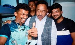 मोदी के मंत्री को लगा जोर का झटका- जल्द गिरेगा बंगले का हिस्सा मोदी के मंत्री को लगा जोर का झटका- जल्द गिरेगा बंगले का हिस्सा