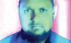 डिलीवरी देने गए ब्वॉय ने लड़की के गाल पर किया ऐसा काम हो गया अरेस्ट डिलीवरी देने गए ब्वॉय ने लड़की के गाल पर किया ऐसा काम हो गया अरेस्ट