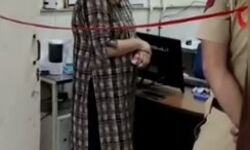 वकील के चेंबर में चली गोलियां-महिला हुई घायल, बदमाश हुआ फरार वकील के चेंबर में चली गोलियां-महिला हुई घायल, बदमाश हुआ फरार