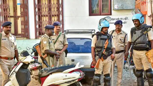जामियानगर में लगाई धारा 144 और कर दी चौतरफा फोर्स की तैनाती