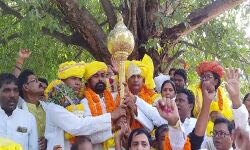 लो जी अब एक और पार्टी मैदान में- सुभासपा के बागी ने बनाई यह पार्टी लो जी अब एक और पार्टी मैदान में- सुभासपा के बागी ने बनाई यह पार्टी