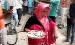 भैंस के बच्चे का मुंडन संस्कार-बजा बैंड बाजा और खूब उडी दावत भैंस के बच्चे का मुंडन संस्कार-बजा बैंड बाजा और खूब उडी दावत