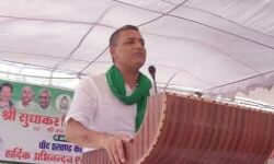 कामकाज पर अंगुली उठाते हुए कृषि मंत्री ने दिया सरकार से इस्तीफा कामकाज पर अंगुली उठाते हुए कृषि मंत्री ने दिया सरकार से इस्तीफा