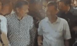 गरबा में शामिल होने के लिए पहुंचे सीएम पर फेंकी पानी की बोतल गरबा में शामिल होने के लिए पहुंचे सीएम पर फेंकी पानी की बोतल