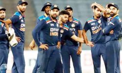 विश्व कप से पहले आखिरी बार मैदान पर उतरेगी भारतीय टीम विश्व कप से पहले आखिरी बार मैदान पर उतरेगी भारतीय टीम