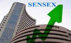 शेयर बाजार में बढ़त के साथ कारोबार की शुरुआत