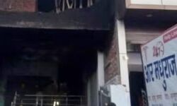 अस्पताल में लगी आग, डॉक्टर और उसके पुत्र-पुत्री की मौत