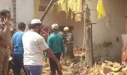 सिलेंडर फटने से ढ़हा दो मंजिला मकान- तीन की मौत- सीएम ने जताया दुःख