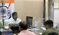 वोटर लिस्ट के लिए BLO घर घर जाकर काम करें - ADM नरेन्द्र ने दिए आदेश वोटर लिस्ट के लिए BLO घर घर जाकर काम करें - ADM नरेन्द्र ने दिए आदेश