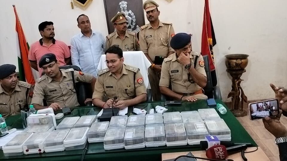 48 घंटे में कोतवाली पुलिस ने किया लूट का खुलासा - 1 करोड़ रूपये बरामद