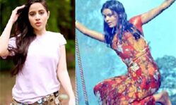 सबसे बोल्ड और ग्लैमरस एक्ट्रेस के ग्लैमर में उलझीं उर्फी जावेद सबसे बोल्ड और ग्लैमरस एक्ट्रेस के ग्लैमर में उलझीं उर्फी जावेद