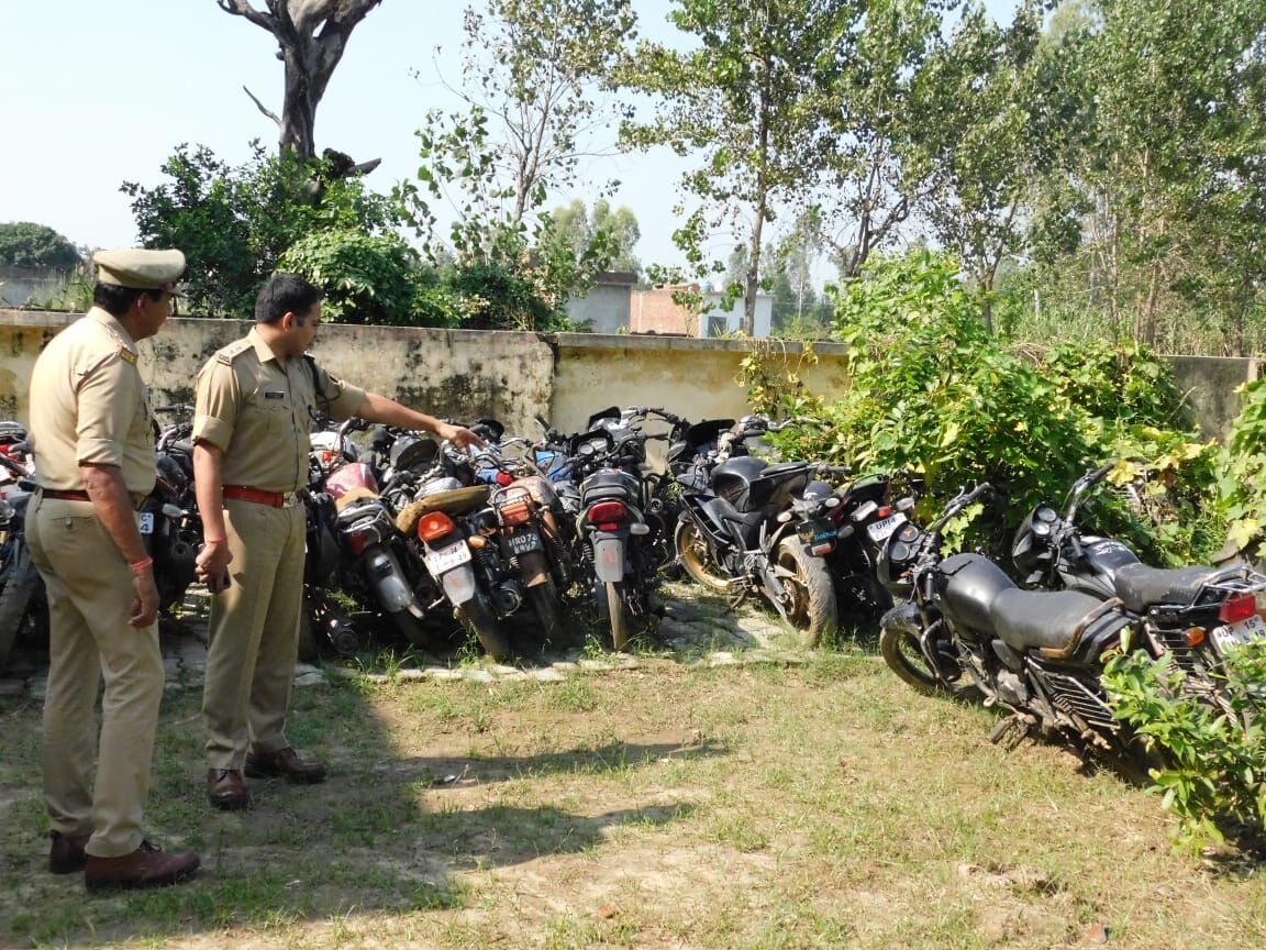 औचक निरीक्षण को पहुंचे एसएसपी को देख पुलिस की फूली सांसे