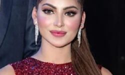 उर्वशी ने सलमान खान को छोड़ा पीछे-एशिया में की जाती है सबसे ज्यादा फॉलो उर्वशी ने सलमान खान को छोड़ा पीछे-एशिया में की जाती है सबसे ज्यादा फॉलो