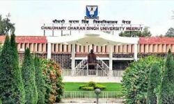 यूनिवर्सिटी का चला चाबुक- सपनों पर लगाया ब्रेक- प्राइवेट पढाई पर रोक यूनिवर्सिटी का चला चाबुक- सपनों पर लगाया ब्रेक- प्राइवेट पढाई पर रोक