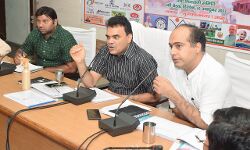 आम जनमानस की आमदनी में वृद्धि को लेकर DM ने दिये अधिकारियों को निर्देश आम जनमानस की आमदनी में वृद्धि को लेकर DM ने दिये अधिकारियों को निर्देश