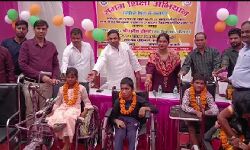 दिव्यांग बच्चों को उपकरणों का वितरण कर बनाई जिंदगी आसान दिव्यांग बच्चों को उपकरणों का वितरण कर बनाई जिंदगी आसान