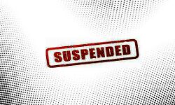 स्कूल की चारदीवारी गिरवाने पर प्रधानाध्यापक निलंबित