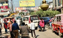 पीईटी और किसान पंचायत से सड़कों पर जाम- लोग हुए बुरी तरह बेहाल पीईटी और किसान पंचायत से सड़कों पर जाम- लोग हुए बुरी तरह बेहाल