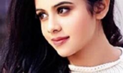 फिल्ममेकिंग के गुर सीखने के लिए लम्बा समय बिता चुकी है मिथुन की बेटी फिल्ममेकिंग के गुर सीखने के लिए लम्बा समय बिता चुकी है मिथुन की बेटी