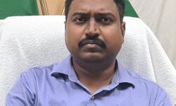 गैरकानूनी रूप से चलते पाये गये 18 मदरसे- इतने कसौटी पर उतरे खरे गैरकानूनी रूप से चलते पाये गये 18 मदरसे- इतने कसौटी पर उतरे खरे