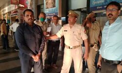 पूछताछ करते ही खुल गई बिना टिकट यात्रा कर रहे दीवान जी की पोल