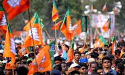 बीजेपी ने घोषित किए उम्मीदवार- 10 एमएलए का किया पत्ता साफ बीजेपी ने घोषित किए उम्मीदवार- 10 एमएलए का किया पत्ता साफ