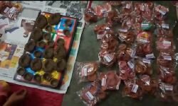 चाईना के माल पर लगाम से पर्यावरण के अनुकुल दीयों की बढी मांग चाईना के माल पर लगाम से पर्यावरण के अनुकुल दीयों की बढी मांग