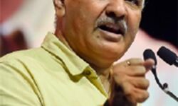 भगवा बनाम बसंती का द्वन्द्व भगवा बनाम बसंती का द्वन्द्व