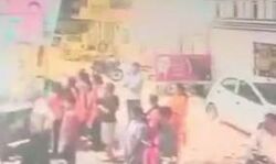 फोड़े पटाखे तो 6 महीने रहना पड़ेगा जेल में- बेचने पर इतना जुर्माना फोड़े पटाखे तो 6 महीने रहना पड़ेगा जेल में- बेचने पर इतना जुर्माना