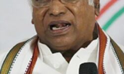 खडगे को कांग्रेस की कमान खडगे को कांग्रेस की कमान