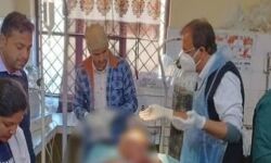 सामान ले जा रहे मजदूरों पर भालू का हमला- ग्रामीणों में पसरी दहशत सामान ले जा रहे मजदूरों पर भालू का हमला- ग्रामीणों में पसरी दहशत