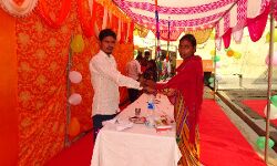 DG के निर्देश पर जेलों में विशेष इंतजाम-भाइयों का मंगल टीका कर रही बहने