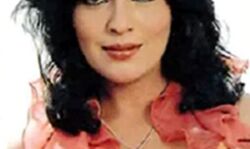 एक्ट्रेस के चेहरे पर आज भी ग्लैमर- ऐसे जीत लेती थी दिल एक्ट्रेस के चेहरे पर आज भी ग्लैमर- ऐसे जीत लेती थी दिल